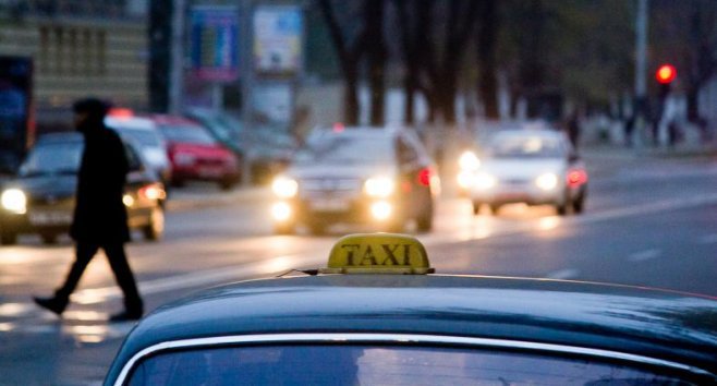 Inspectortul Național de Patrulare în parteneriat cu FISCUL au început o ampla o acţiune de verificare în trafic a taximetriştilor.