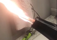 Фен из интернет-магазина оказался огнеметом.