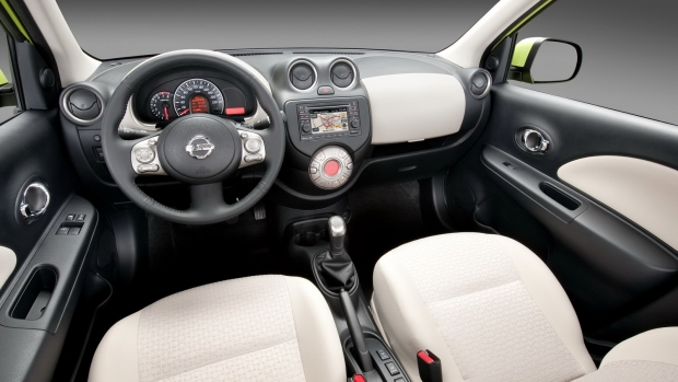 Nissan a vândut aceste modele în Europa, Africa, Orientul Mijlociu, Asia şi America Latină, dar nu a fost semnalat vreun accident din cauza acestei probleme.