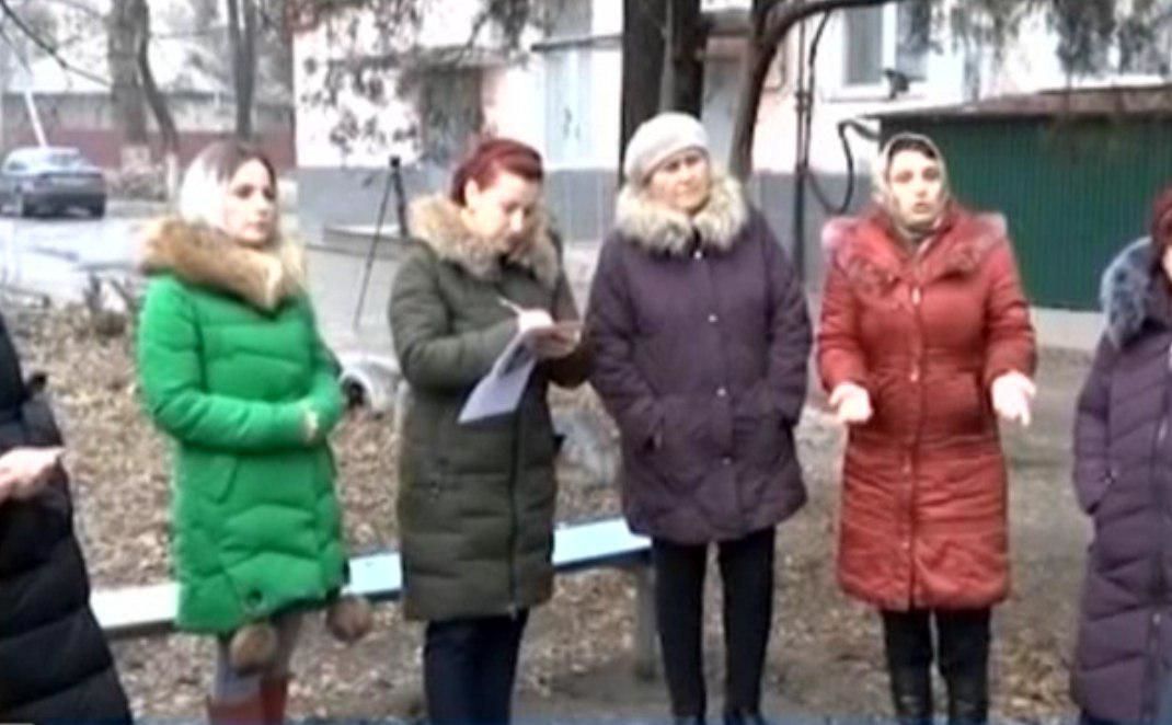 Жильцы возмущены сложившейся ситуацией.