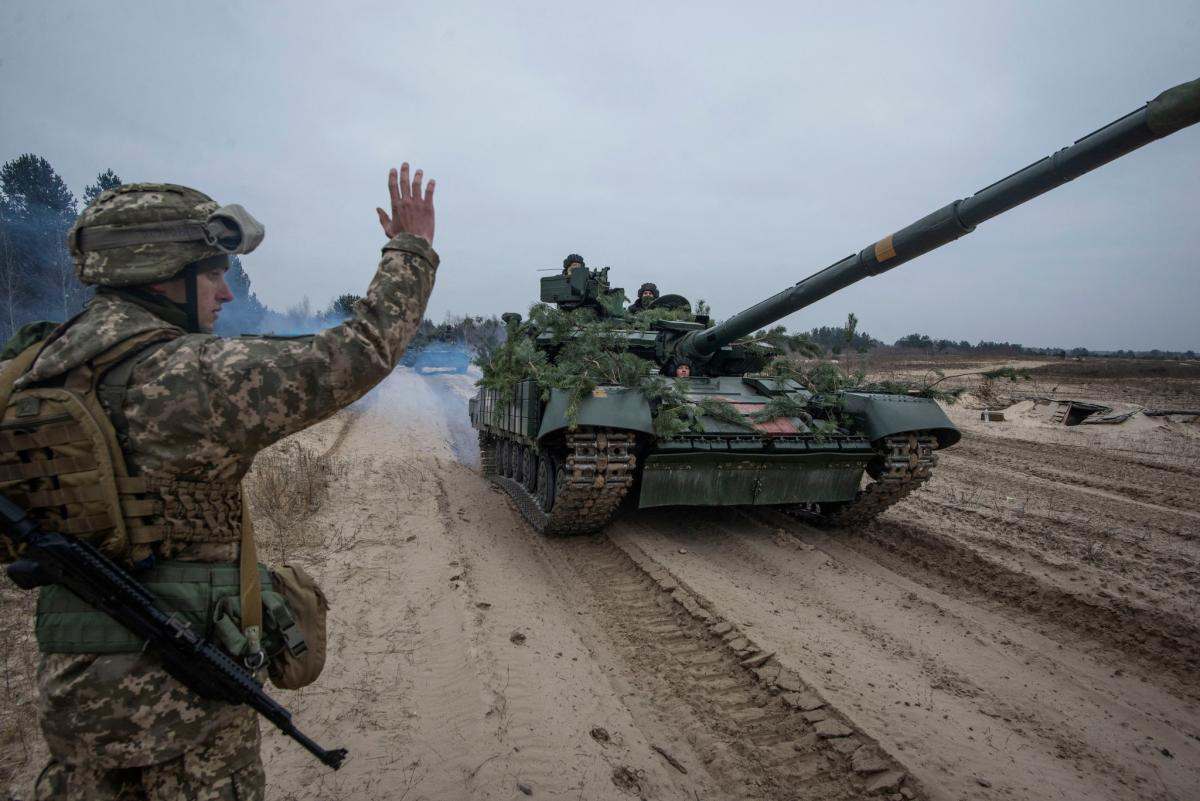 Украинцы за 48 часов перечислили в поддержку армии более 1 млрд гривен.