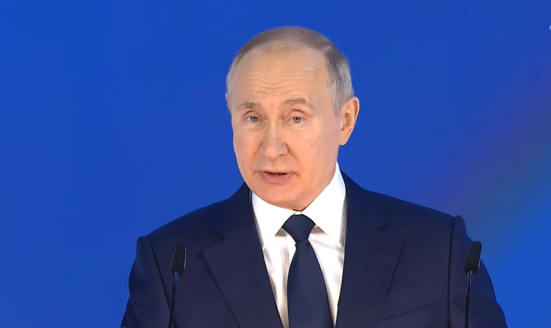 Президент России Владимир Путин выступил с посланием к Федеральному собранию.