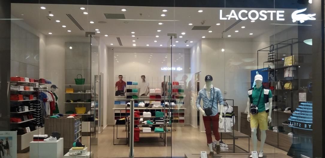 Lacoste a înlocuit crocodilul de pe renumitul său logo.