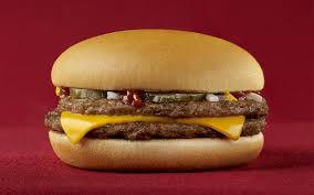 Pentru un hamburger în care a fost depistat un corp străin, agentul economic a achitat o amendă de 27 de mii de lei. Foto: wallpedes.com