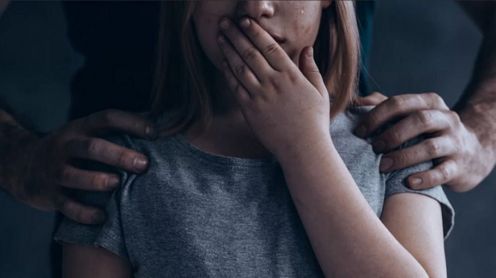 Un bărbat din Florești, condamnat la ani grei de închisoare: Și-a violat fiica vitregă.