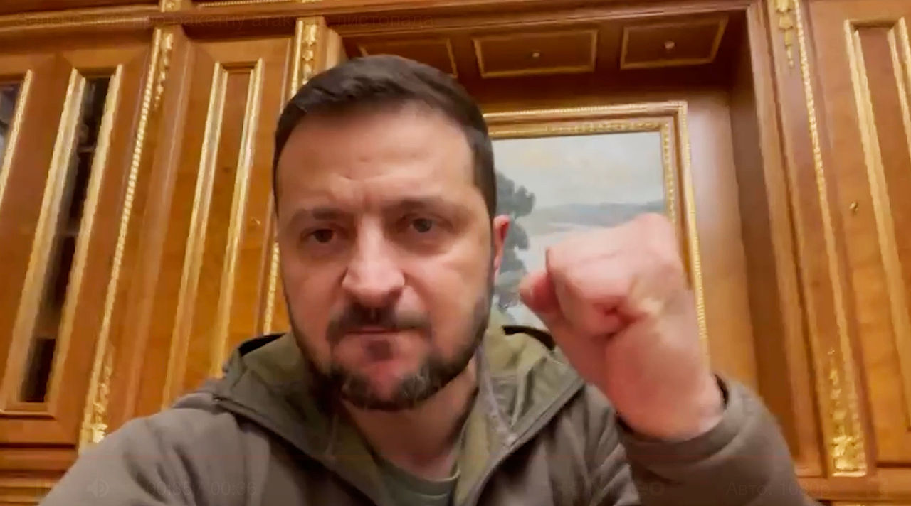 Зеленский срочно обратился к украинцам из-за массированной ракетной атаки России.