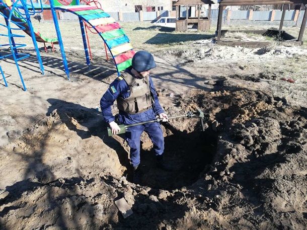 В детском саду в Киевской области нашли шесть мин.