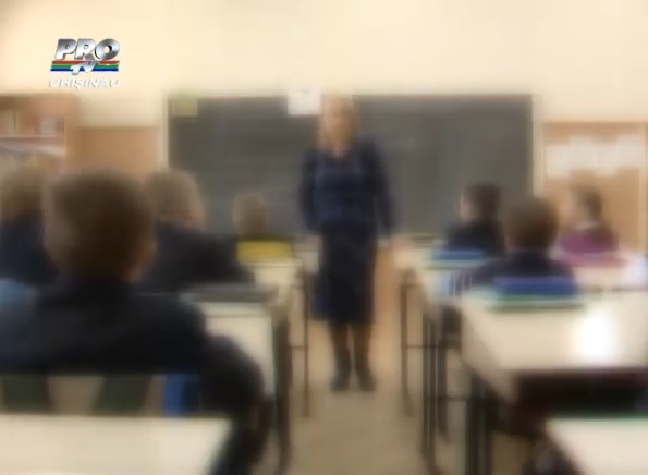Procuratura s-a autosesizat, in baza reportajului difuzat de PRO TV, si a dispus efectuarea de investigatii pe faptul pretinselor colectari ilegale de la elevii unui liceu.