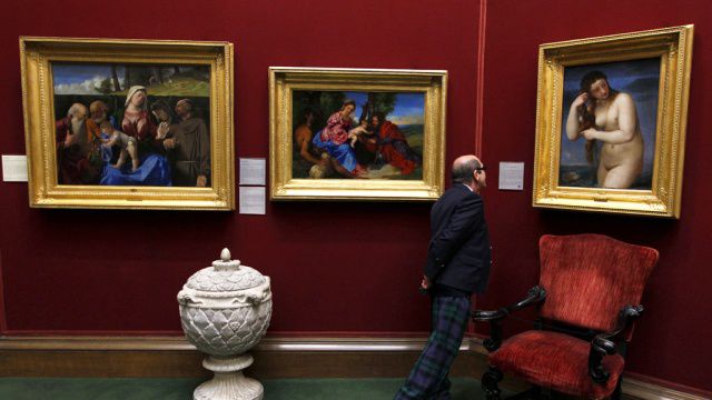 Дерзким преступлением занялись сотрудники спецподразделения криминальной полиции Италии. Очень скоро у них не осталось сомнений — грабители работали под заказ.