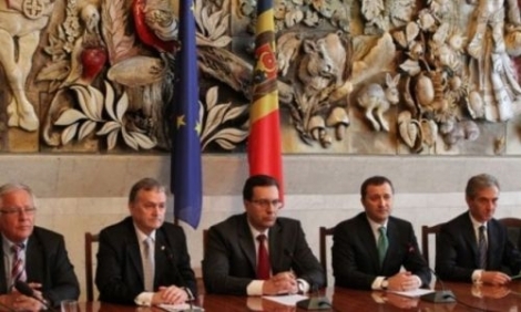 Principalele două partide proeuropene, PLDM şi PD, ar obţine doar în jur de 26 la sută, potrivit ultimei estimări.