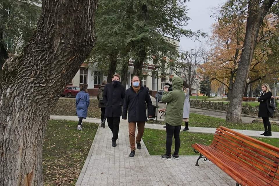 Завершились ремонтные работы в сквере на улице Киевская.