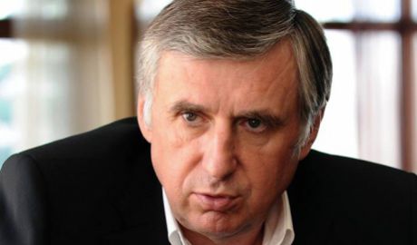 Fostului premier Ion Sturza. 