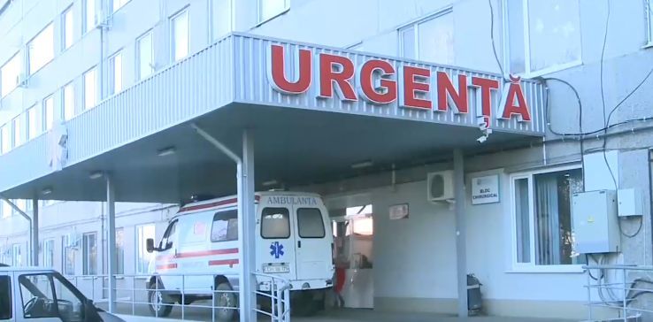 В отделениях COVID-19 в Кагульском районе сложилась критическая ситуация.
