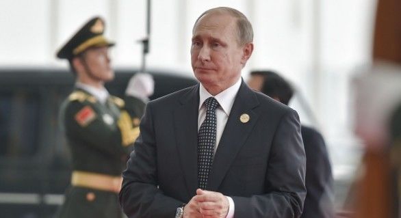 În 2016, liderul de la Kremlin a trebuit să facă față nu doar extinderii sancțiunilor împotriva țării sale pentru rolul Moscovei în criza ucraineană, ci și acuzațiilor de crime de război în Siria.