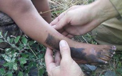 Misiune contra cronometru: Un băiețel de 3 ani, blocat între șinele de cale ferată. Foto: Radio Timişoara