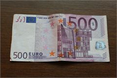 Toți românii din străinătate vor primi 500 de euro pe lună. Foto: terra.md