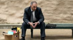  De asemenea, 50 la sută sunt în căutarea unui loc de muncă pentru prima dată.