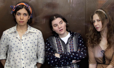 Хамовнический суд Москвы установил, что три участницы панк-группы Pussy Riot совершили хулиганство в храме Христа Спасителя.