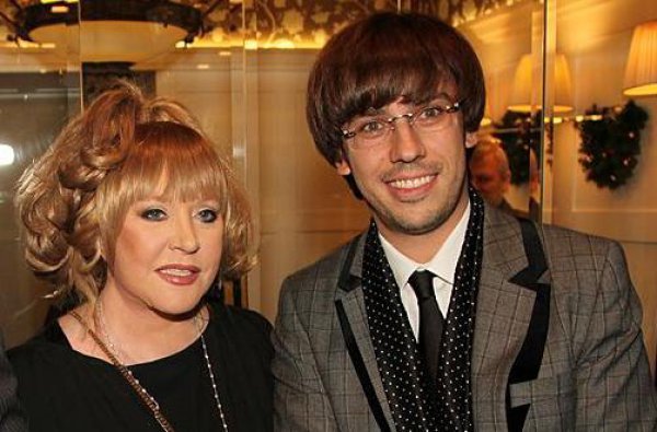 Pe Internet de mult timp se vehiculează informații despre divorțul lui Maxim Galkin de Alla Pugaciova.