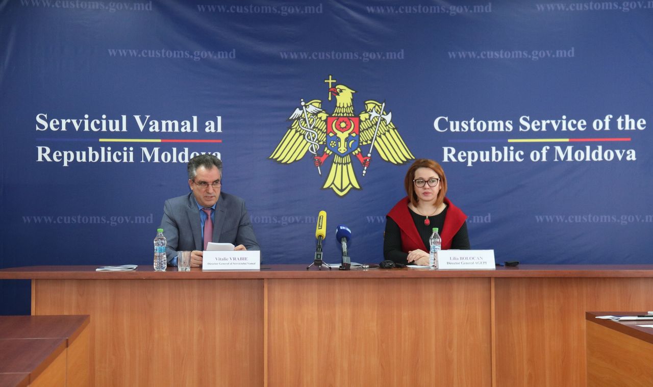 Также в ходе пресс-конференции была запущена новая версия сайта Мониторинга интеллектуальной собственности - www.observatorpi.md. Фото: customs.gov.md.