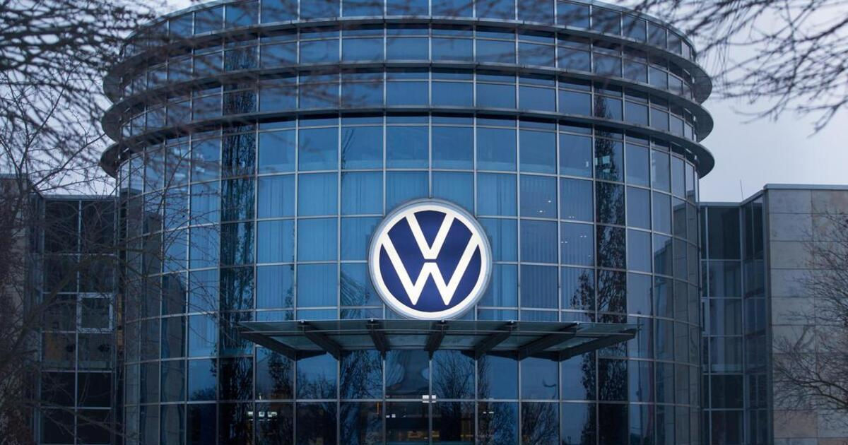 Volkswagen опроверг сообщения об экспорте автомобилей в Россию.