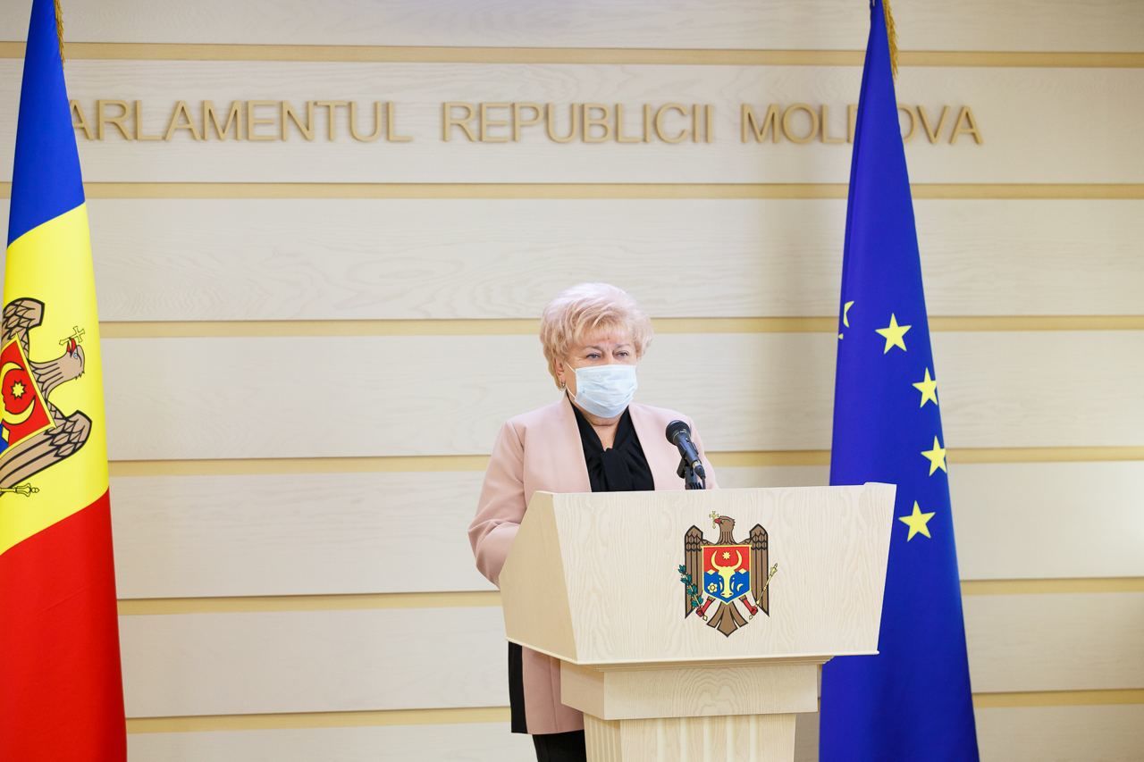 Апостолова: Государству нужно авансом закупать сельскохозяйственную продукцию у аграриев.
