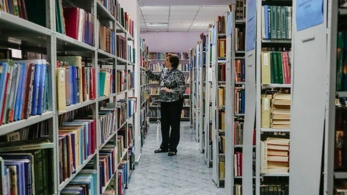 Библиотека им. Б. П. Хашдеу приглашает граждан вступить в ряды ее читателей.