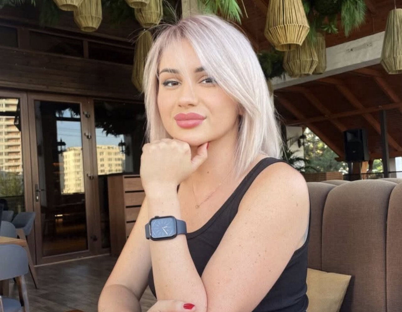 Врача, проходящего по делу о смерти в салоне красоты, еще раз возили в частную клинику.
