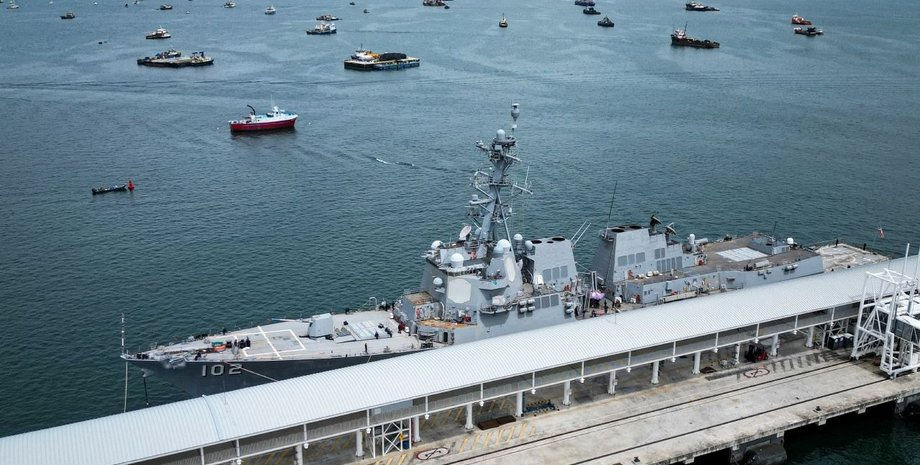 WSJ: США перебросили ближе к Венесуэле элитные спецподразделения и авиацию.