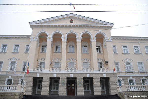 MAI vrea să construiască un centru de pregătire pe terenul Dinamo