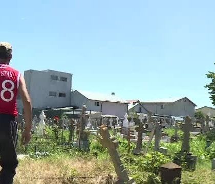 Tanar de 23 de ani banuit ca ar fi violat, in cimitir, o femeie abia ingropata.