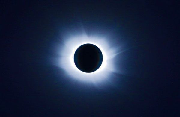 Pe data de 21 august, soarele va dispărea de pe cer timp de câteva minute 