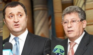 Лидер ЛП Михай Гимпу заявил на последнем заседании парламента, что ЛДПМ играет на руку социалистам, не желая поддержать проект либералов. 