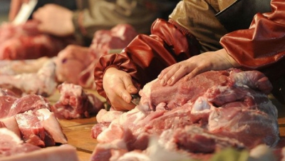  42 de persoane din satul Vădeni, raionul Soroca, au consumat carne de vacă infectată cu antrax. Toţi oamenii se află sub supravegherea medicilor.