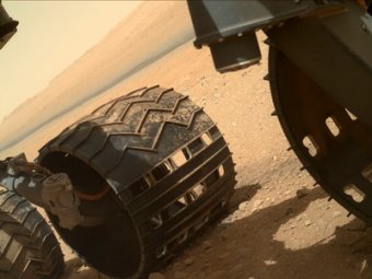 B NASA пока не могут разобраться, что именно оказалось в кадре.
