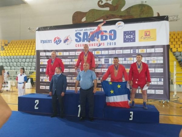 Петр Куру стал призером на чемпионате мира по самбо на Кипре.