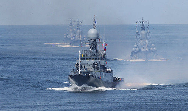 Киев обвинил Москву в подготовке военного морского наступления.