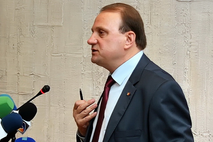 Бумаков признал, что молдавская сторона "не всегда" гарантировала качество.