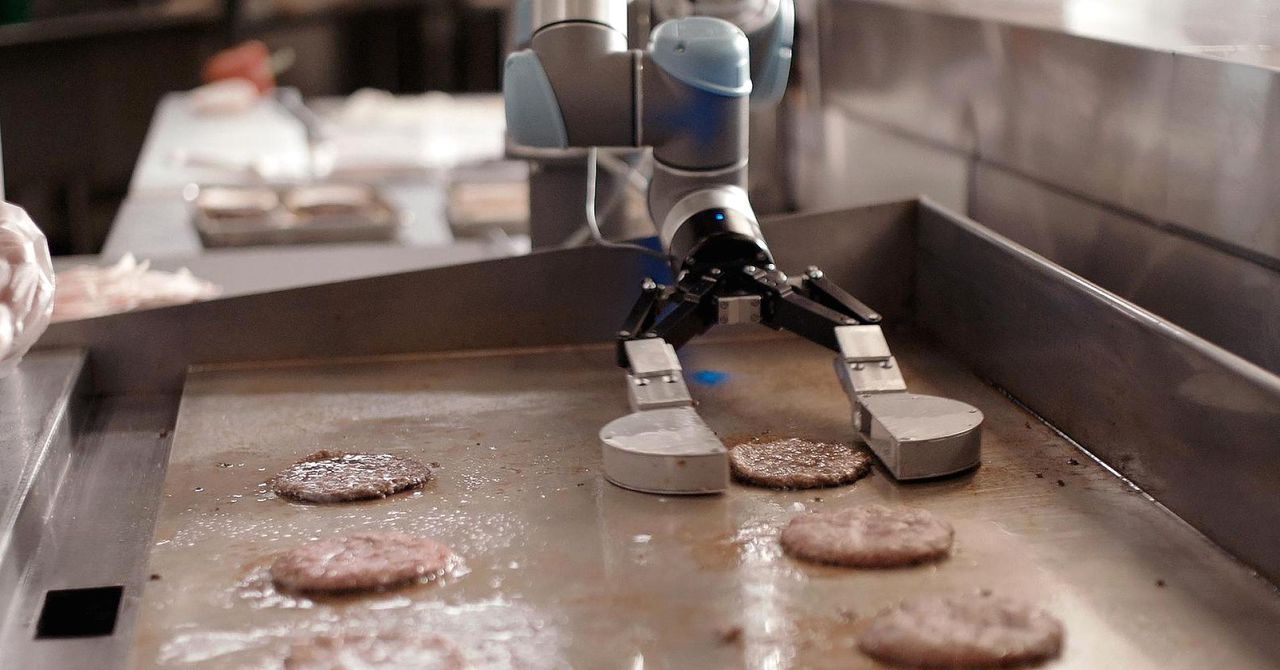 Robotul care fură un job foarte căutat în SUA.