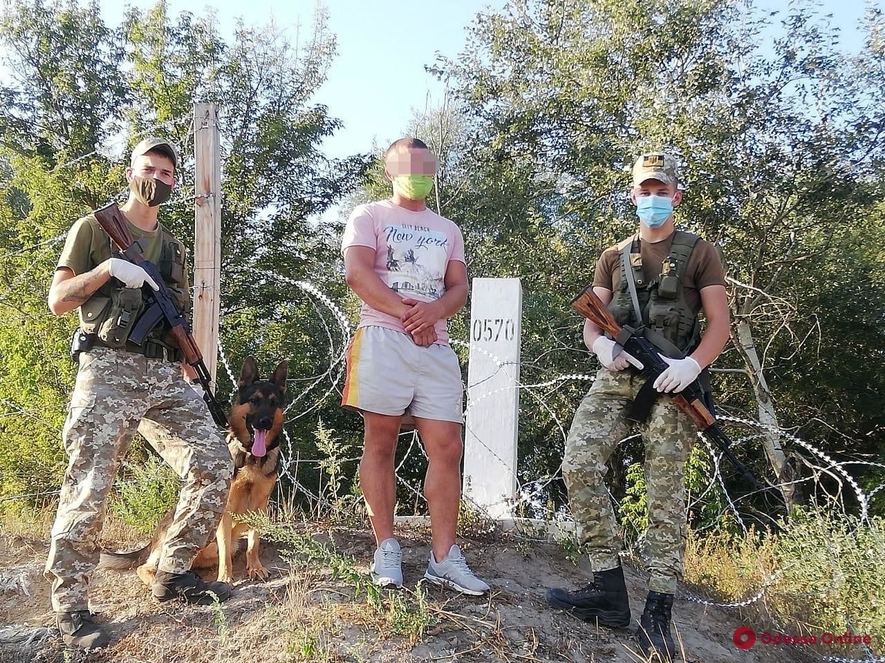 В Одесской области молдаванин пытался незаконно перейти границу.