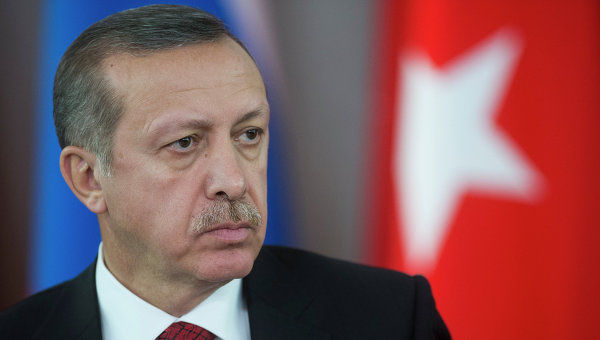 Erdogan a insistat că ar fi obligat să demisioneze dacă acuzațiile făcute de președintele rus Vladimir Putin ar fi adevărate.