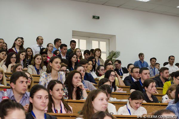 Курс „Инклюзивное образование” был введен в учебные планы начиная с 1 сентября 2012 года.