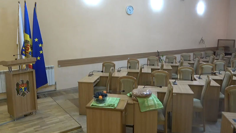 Муноветники PAS ждали своих коллег из MAN и PSRM на заседании с калачами и полотенцами.