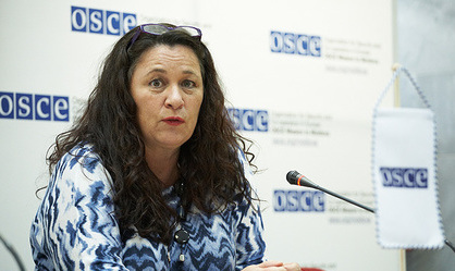 Jennifer Brush a declarat că atîta timp cît conflictul transnistrean nu va fi soluționat, Republica Moldova are puţine şanse de a deveni un candidat pentru aderarea la Uniunea Europeană. 