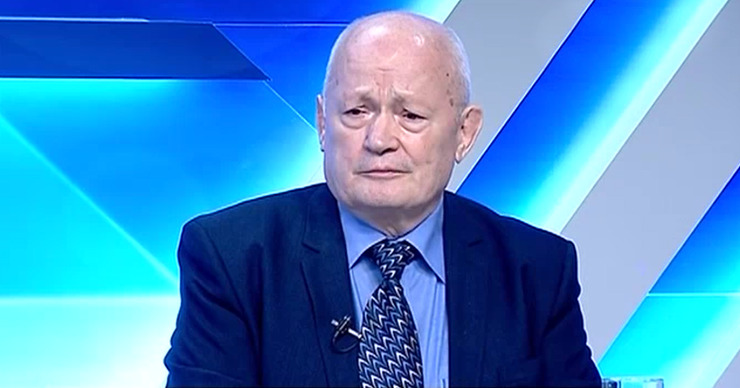 Врач: Медики, отказывающиеся от вакцины, должны уйти в отпуск до окончания пандемии.