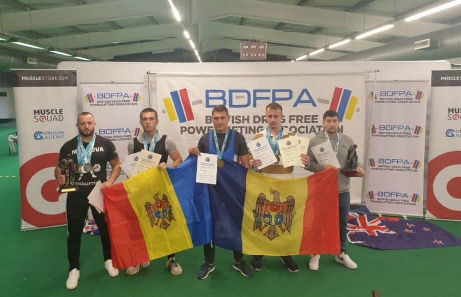Молдавские спортсмены побили два мировых рекорда на чемпионате Европы по силовому триатлону.