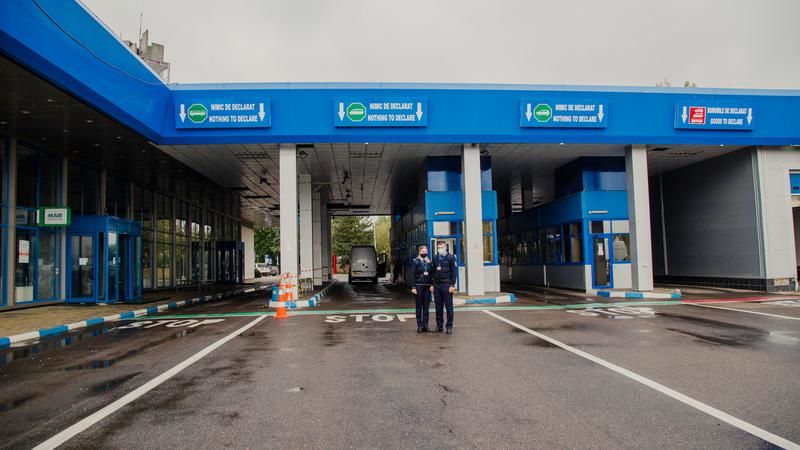 За сутки границу Молдовы пересекли более 14 000 человек.