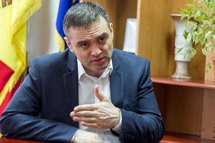 Виорел Кетрару отвергает заявления Сорина Стати и называет их "абсурдом".
