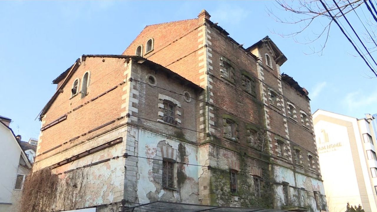 Призрак Красной мельницы: Кишинёв рискует потерять уникальное здание.