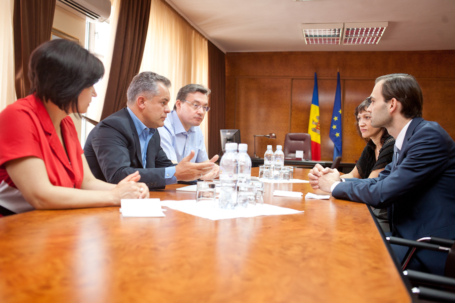 Promovarea tinerilor și a profesioniștilor în politică – acesta este unul dintre punctele prioritare de pe agenda internă a PDM